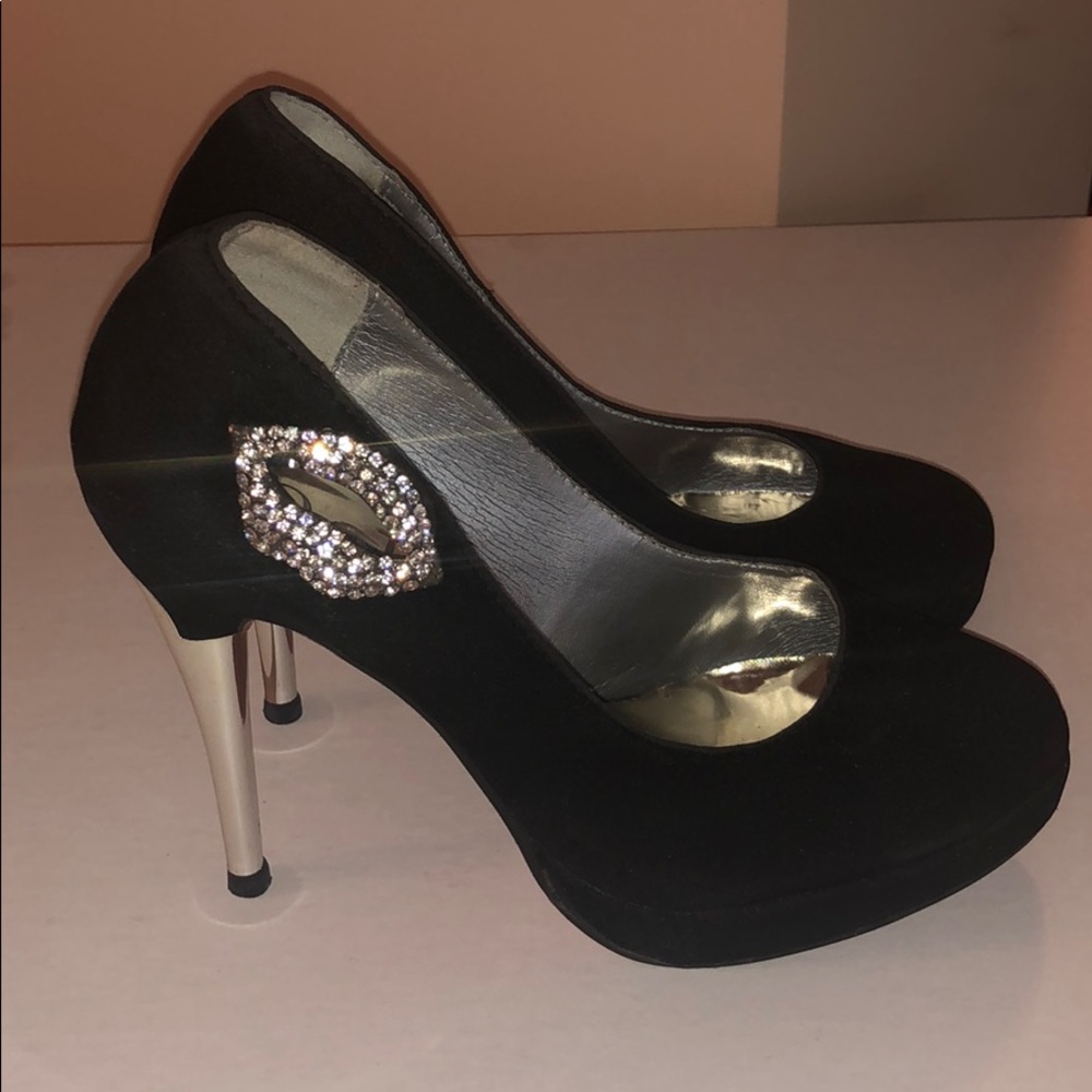 Velvet fabric heels shoes